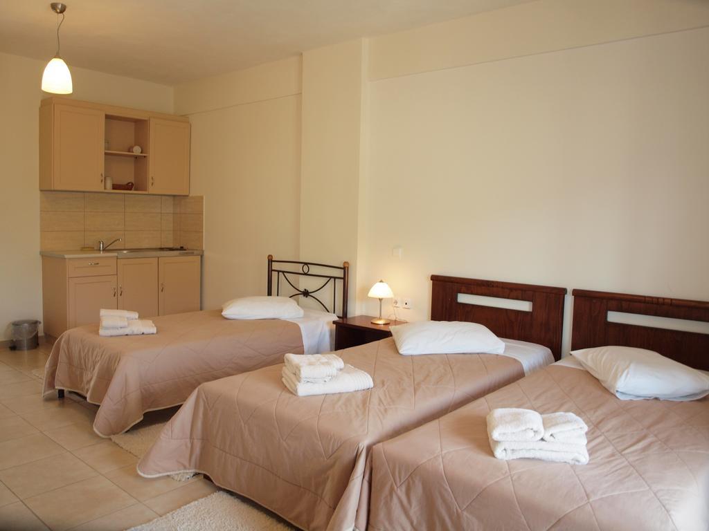 Hotel Athina Agia Anna  Quarto foto