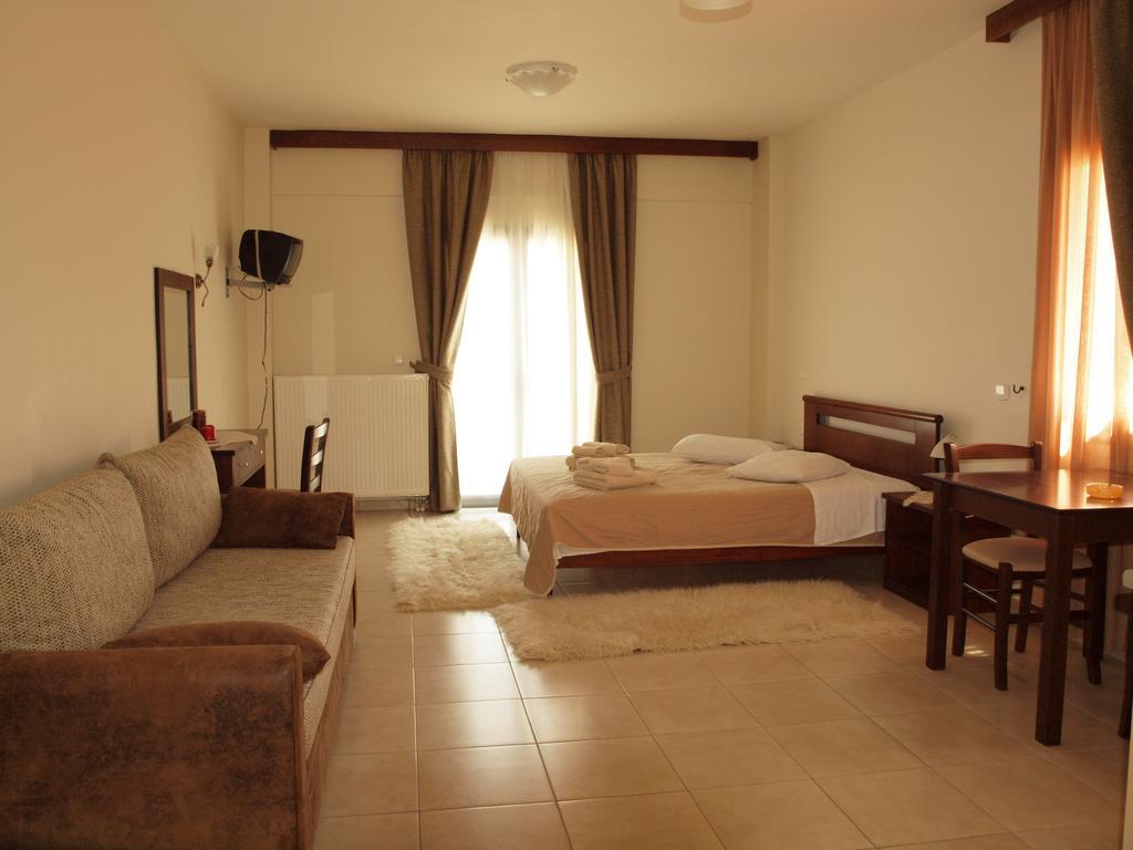 Hotel Athina Agia Anna  Quarto foto