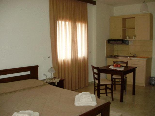 Hotel Athina Agia Anna  Quarto foto